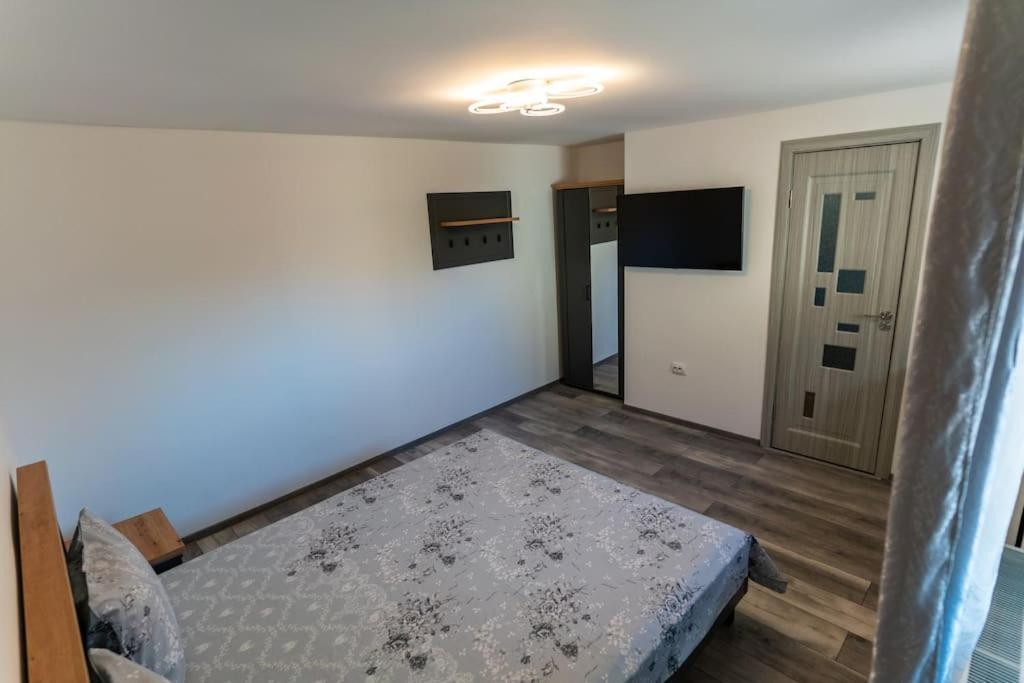 Ferienwohnung La Bebe 3 Hunedoara Exterior foto